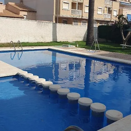 Rosa,near To The Sea Swimming Pool 아파트